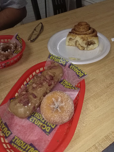 Donut Shop «Daylight Donuts», reviews and photos, 1243 W Central Ave, El Dorado, KS 67042, USA