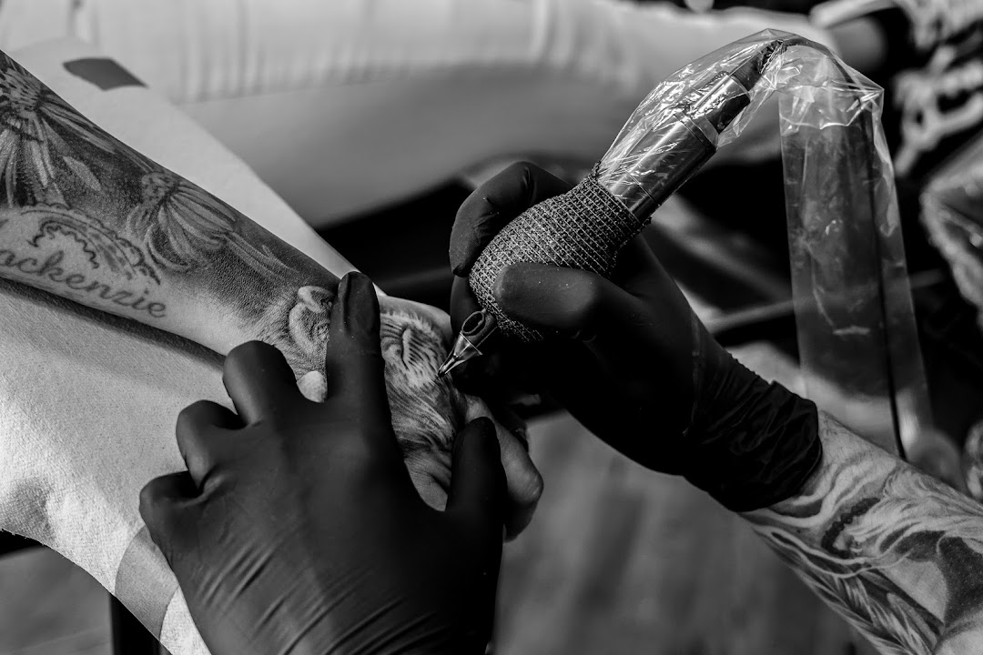 Sovereign Gallery & Tattoo Studio