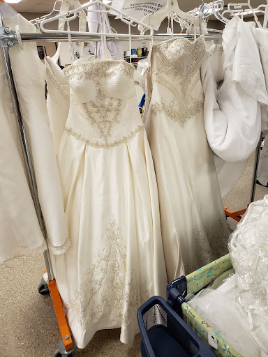 Thrift Store «Village General Store», reviews and photos