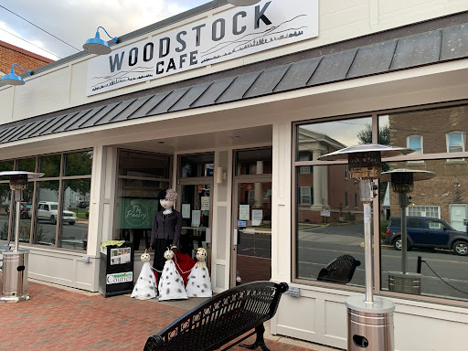 American Restaurant «Woodstock Cafe & Shoppes», reviews and photos, 117 S Main St, Woodstock, VA 22664, USA