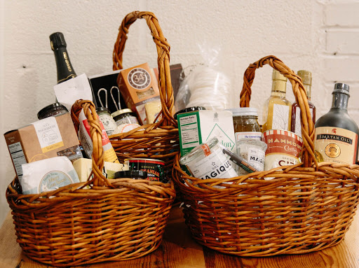 Gourmet Grocery Store «Gentle Harvest», reviews and photos, 8372 W Main St, Marshall, VA 20115, USA