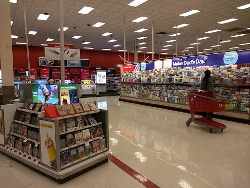 Department Store «Target», reviews and photos, 13505 20th Ave, College Point, NY 11356, USA