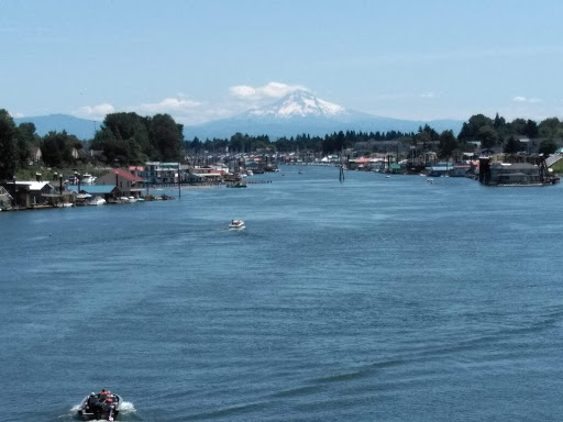 Liquor Store «Stateline Liquor», reviews and photos, 11980 N Jantzen St, Portland, OR 97217, USA