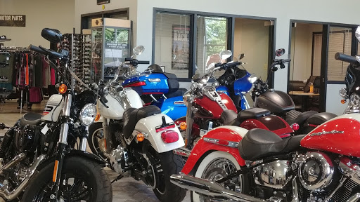 Harley-Davidson Dealer «Outlaw Harley-Davidson», reviews and photos, 3100 Northwest Jefferson, Blue Springs, MO 64015, USA