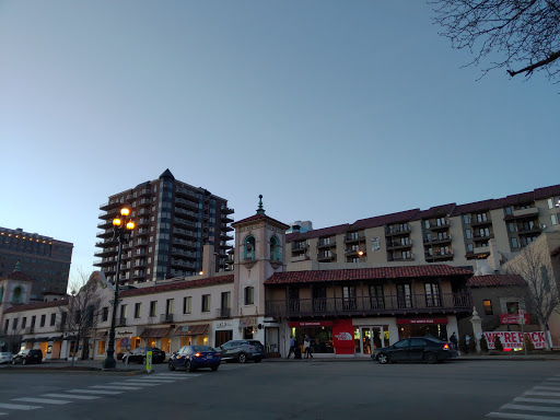 Clothing Store «The North Face», reviews and photos, 312 W 47th St, Kansas City, MO 64112, USA