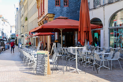 Café Cult, - Restaurant & Bar Nantes - 2 Rue des Carmes, 44000 Nantes, France