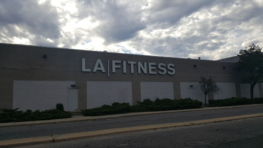 Gym «LA Fitness», reviews and photos, 455 Park Ave, Lindenhurst, NY 11757, USA