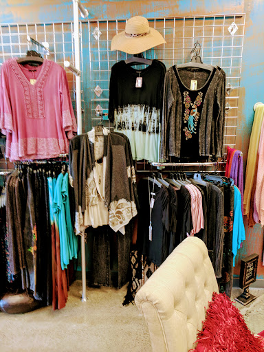 Shopping Mall «Aliso Village Shopping Center», reviews and photos, 23966 Aliso Creek Rd, Laguna Niguel, CA 92677, USA