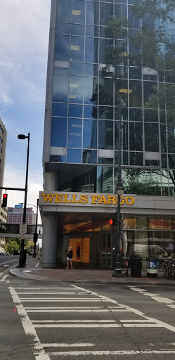 Bank «Bank of America Financial Center», reviews and photos