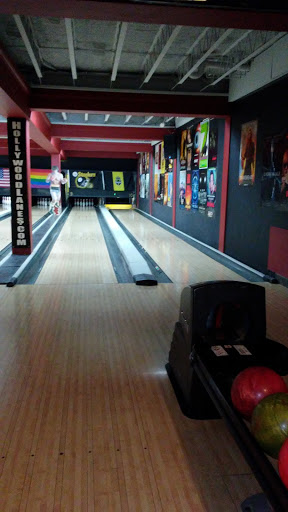 Bowling Alley «Hollywood Lanes», reviews and photos, 2961 W Liberty Ave, Pittsburgh, PA 15216, USA