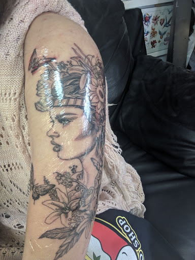 Tattoo Shop «Aces High Tattoo Shop», reviews and photos, 5946 Okeechobee Blvd, West Palm Beach, FL 33417, USA