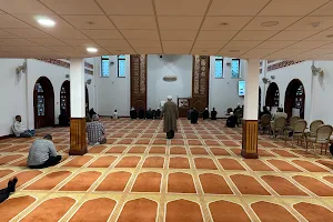 Palmers Green Mosque image