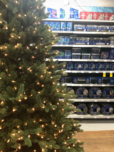 Hardware Store «Parnells Hardware & Supply Now Sayler Park Ace Hardware», reviews and photos, 6571 Gracely Dr, Cincinnati, OH 45233, USA