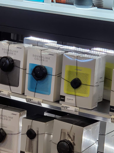 Electronics Store «Best Buy», reviews and photos, 26 Plaza Dr, Fairview Heights, IL 62208, USA