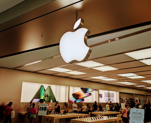 Computer Store «Apple Millenia», reviews and photos, 4200 Conroy Rd, Orlando, FL 32839, USA