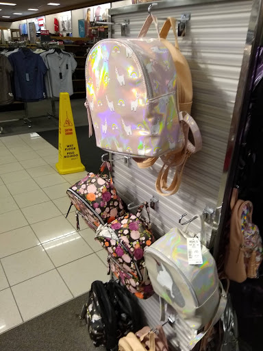 Shopping Mall «The Shoppes at Farmington Valley», reviews and photos, 110 Albany Turnpike, Canton, CT 06019, USA