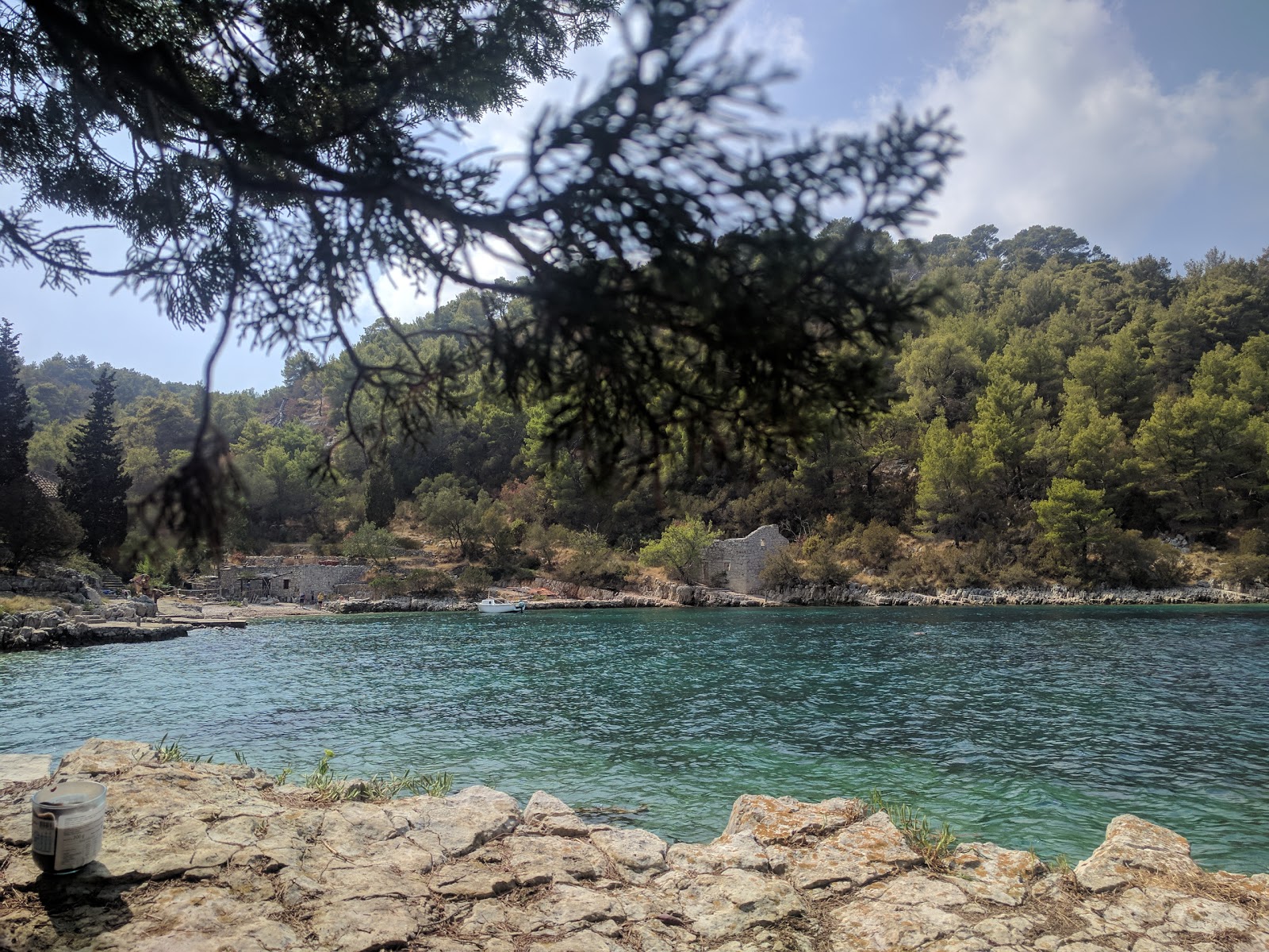 Foto van Krucica beach en de nederzetting