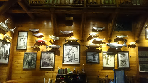 Sporting Goods Store «Bass Pro Shops», reviews and photos, 5160 Cherry Ave, San Jose, CA 95118, USA