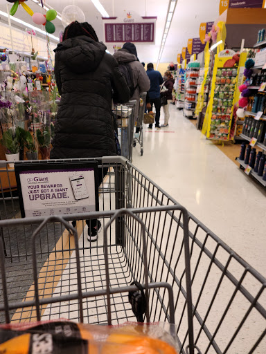 Grocery Store «Giant», reviews and photos, 13060 Middlebrook Road, Germantown, MD 20874, USA