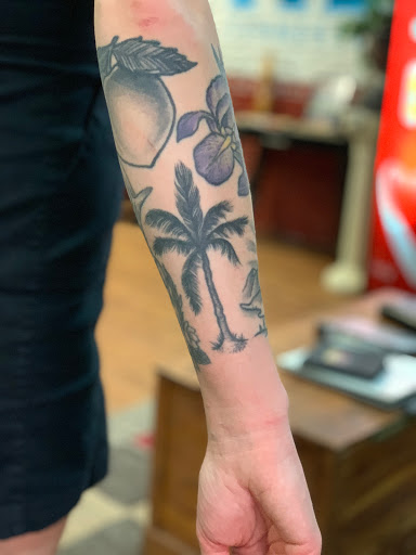 Tattoo Shop «Pride & Glory Tattoo Parlor», reviews and photos, 172 2nd Ave N #110, Nashville, TN 37201, USA