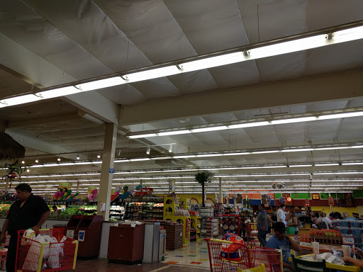 Mexican Grocery Store «Mi Pueblo Food Center», reviews and photos, 2107 Solano Ave, Vallejo, CA 94590, USA