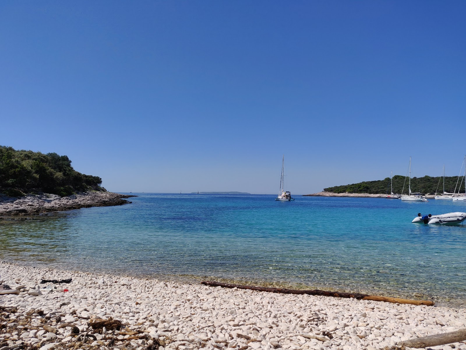 Sunfarni Bucht'in fotoğrafı kirli temizlik seviyesi ile