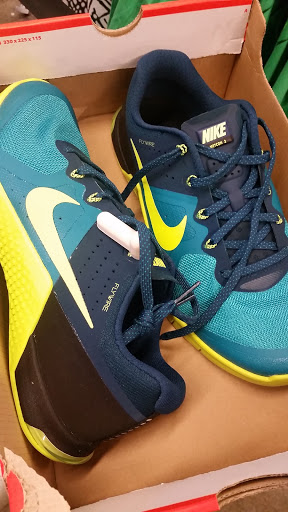 Sporting Goods Store «Nike Clearance Store», reviews and photos, 1275 Marina Blvd, San Leandro, CA 94577, USA
