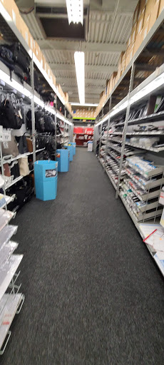 Office Supply Store «Staples», reviews and photos, 2933 Vauxhall Rd #7, Vauxhall, NJ 07088, USA