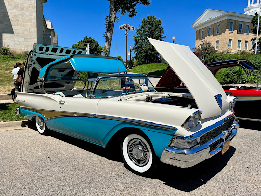 Local History Museum «Elgin History Museum», reviews and photos, 360 Park St, Elgin, IL 60120, USA