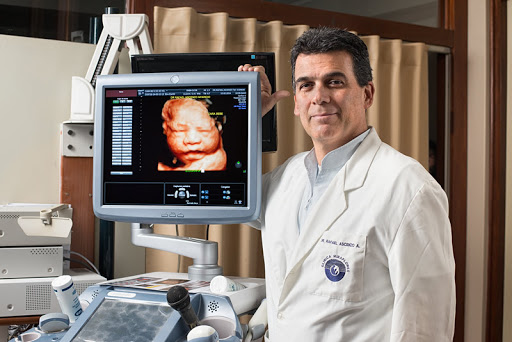 In vitro fertilization clinics Lima