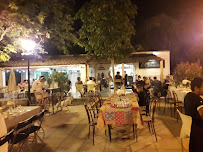 Atmosphère du Restaurant La Guinguette à Cabriès - n°2