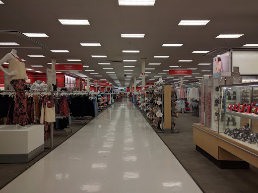 Department Store «Target», reviews and photos, 200 W Orangethorpe Ave, Fullerton, CA 92832, USA