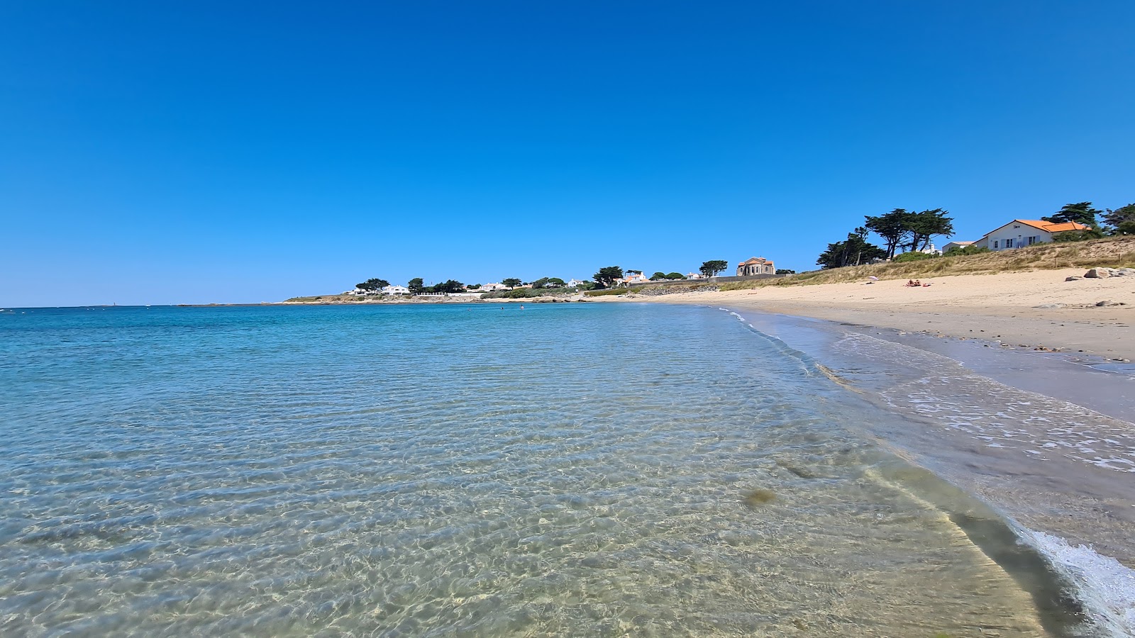 Plage des Lutins'in fotoğrafı ve yerleşim