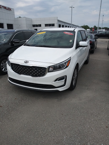 GMC Dealer «Ray Skillman Southside Auto Center», reviews and photos, 8424 U.S. 31 S, Indianapolis, IN 46227, USA