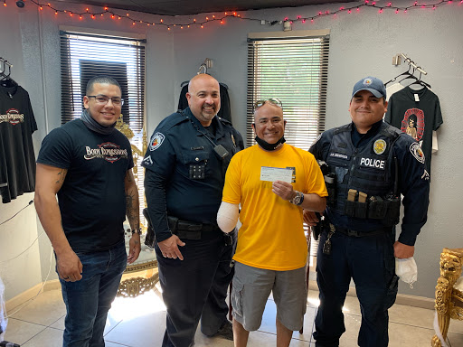 Tattoo Shop «Body Expressions Tattoo Studio», reviews and photos, 406 E Kingsbury St, Seguin, TX 78155, USA