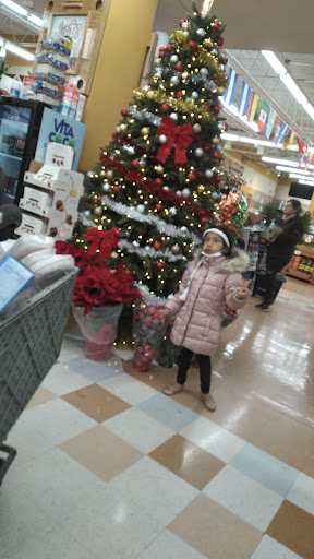 Grocery Store «C-Town Supermarkets», reviews and photos, 47 Main St, New Britain, CT 06051, USA