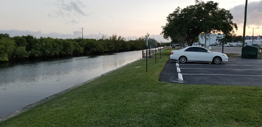 Community Center «I.T. Parker Community Center», reviews and photos, 901 NE 3rd St, Dania Beach, FL 33004, USA