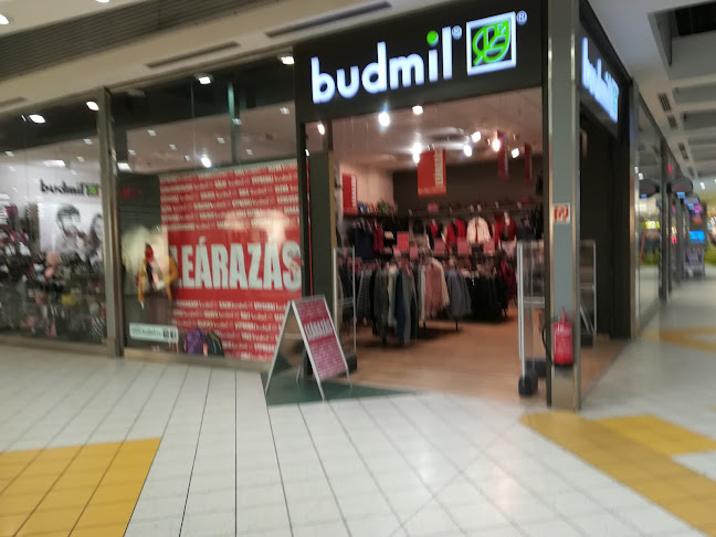 budmil Store Dunakeszi - Ruhabolt