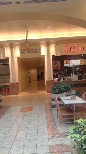 Shopping Mall «Eastland Mall», reviews and photos, 2740 Eastland 2 B, Columbus, OH 43232, USA