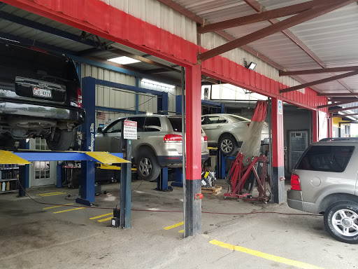 Auto Repair Shop «Lovefield Auto Repair», reviews and photos, 2444 Inwood Rd, Dallas, TX 75235, USA