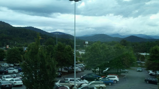 Book Store «Barnes & Noble», reviews and photos, 3 S Tunnel Rd, Asheville, NC 28805, USA