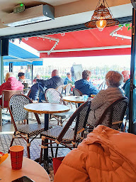 Photo n°56 de Les Brocanteurs à La Rochelle ()