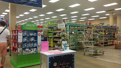 Pet Supply Store «PetSmart», reviews and photos, 5485 Touhy Ave, Skokie, IL 60077, USA