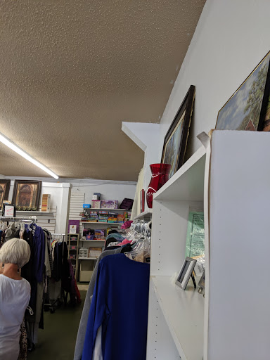 Thrift Store «EAPL Thrift Store», reviews and photos, 27888 Meadow Dr, Evergreen, CO 80439, USA