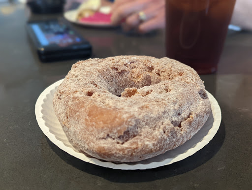 Bakery «Hole In One Bakery and Coffee Shop», reviews and photos, 4295 US-6, Eastham, MA 02642, USA