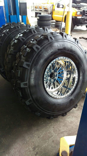 Tire Shop «Chucks Tire & Automotive», reviews and photos, 600 S Collins St, Plant City, FL 33563, USA