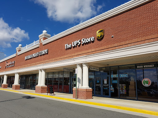 The UPS Store, 44050 Ashburn Shopping Plaza #195, Ashburn, VA 20147, USA, 