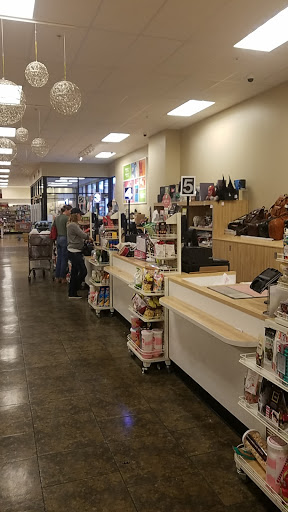Department Store «HomeGoods», reviews and photos, 5530 Reseda Blvd, Tarzana, CA 91356, USA
