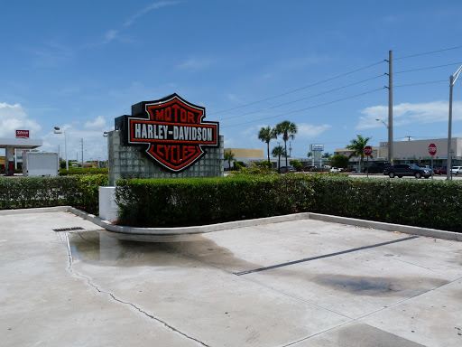 Harley-Davidson Dealer «Peterson’s Miami Beach Harley-Davidson», reviews and photos, 401 Biscayne Blvd, Miami, FL 33132, USA