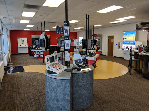 Cell Phone Store «Verizon Authorized Retailer, TCC», reviews and photos, 46540 Michigan Ave, Canton, MI 48188, USA